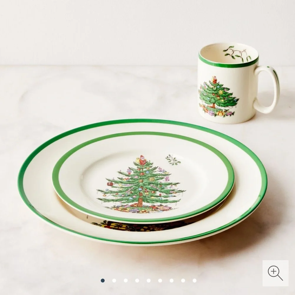 Spode Christmas Tree Dinnerware 4-Piece Plate Setting NEW in Box